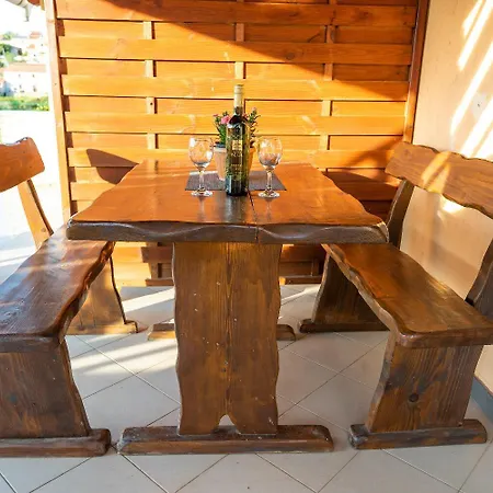 Апартаменты Vesna Ллука