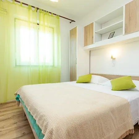 Vesna Apartman